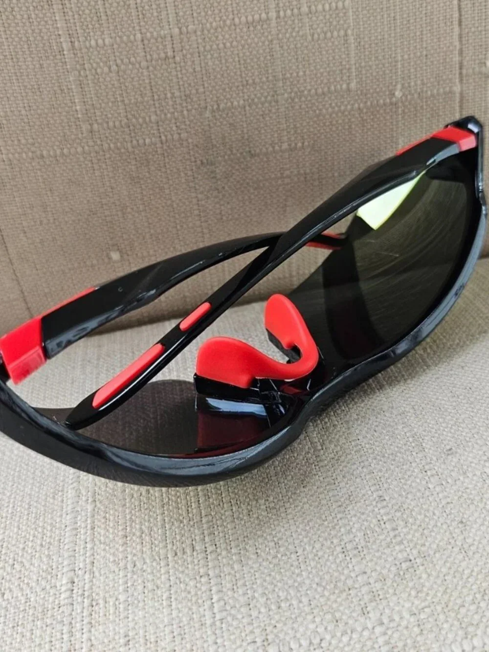 Men Fashion Sunglasses Mirror Lenses Black/Red Plastic Frame Wrap style Eyewear